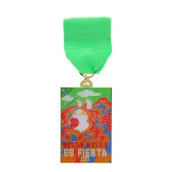 Miss Piggy Kissy Fiesta Medal