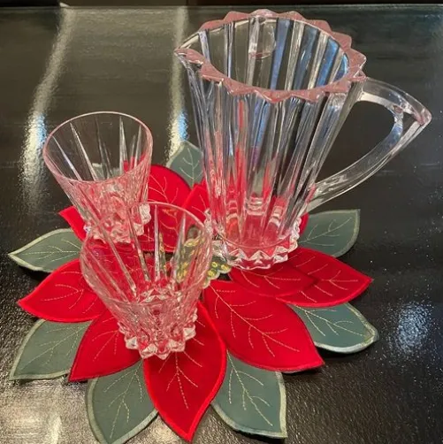 16" Red Poinsettia Doily